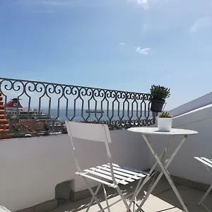 https://little-river-view-triplex-in-alfama.hotels-lisbon-portugal.com